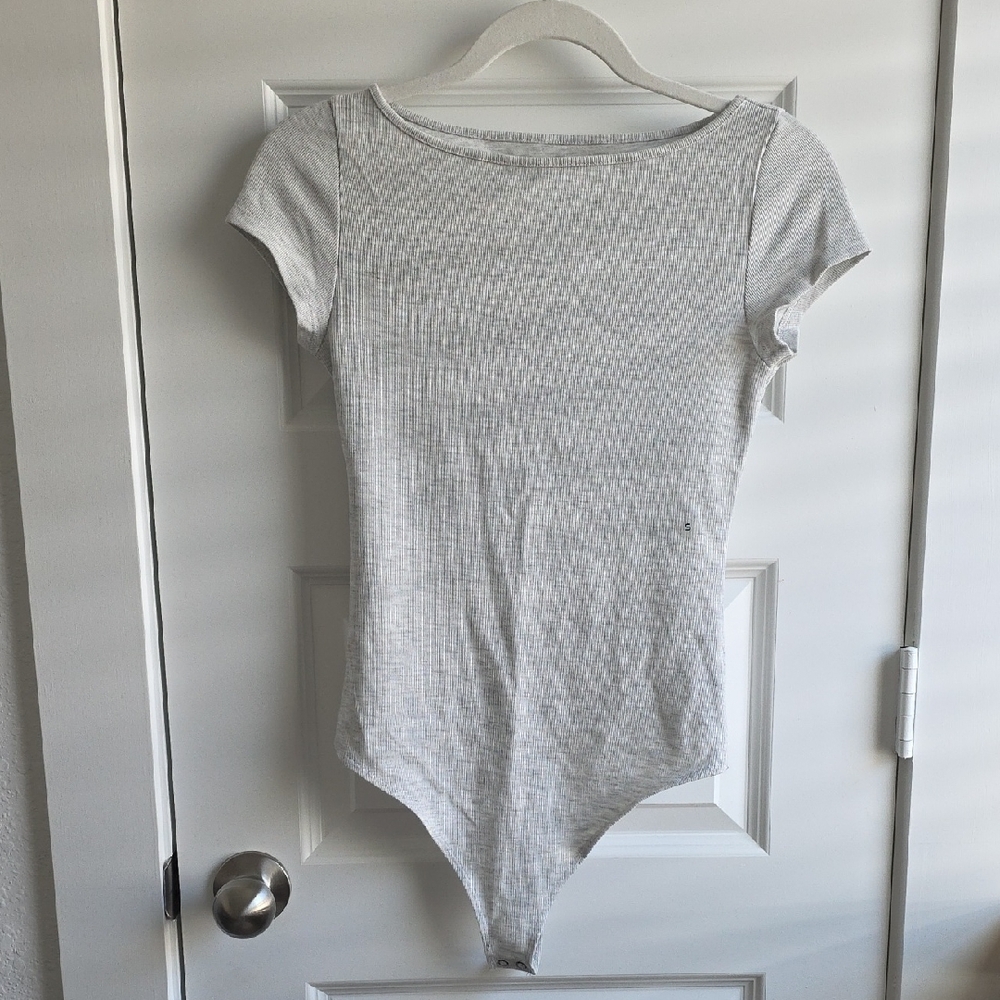 American Eagle High Neck Tee Bodysuite Light Gray G159